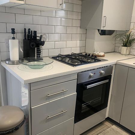 L A Place Croydon, London Villa Norwood Ngoại thất bức ảnh