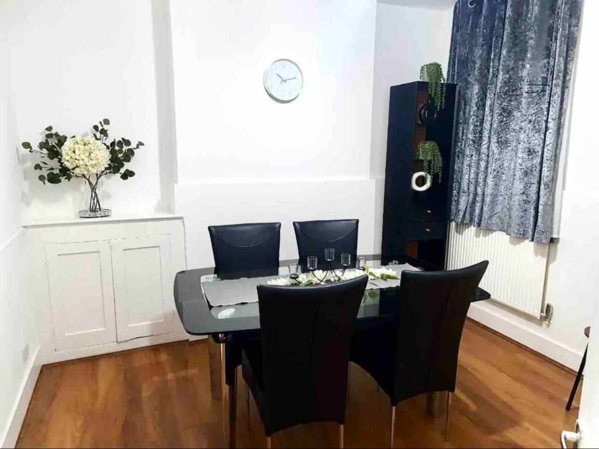 L A Place Croydon, London Villa Norwood Ngoại thất bức ảnh