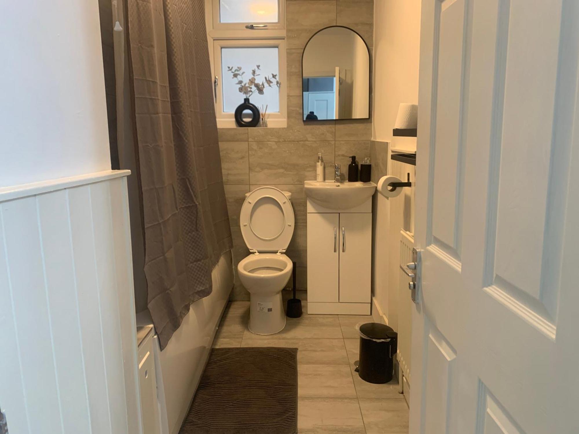 L A Place Croydon, London Villa Norwood Ngoại thất bức ảnh