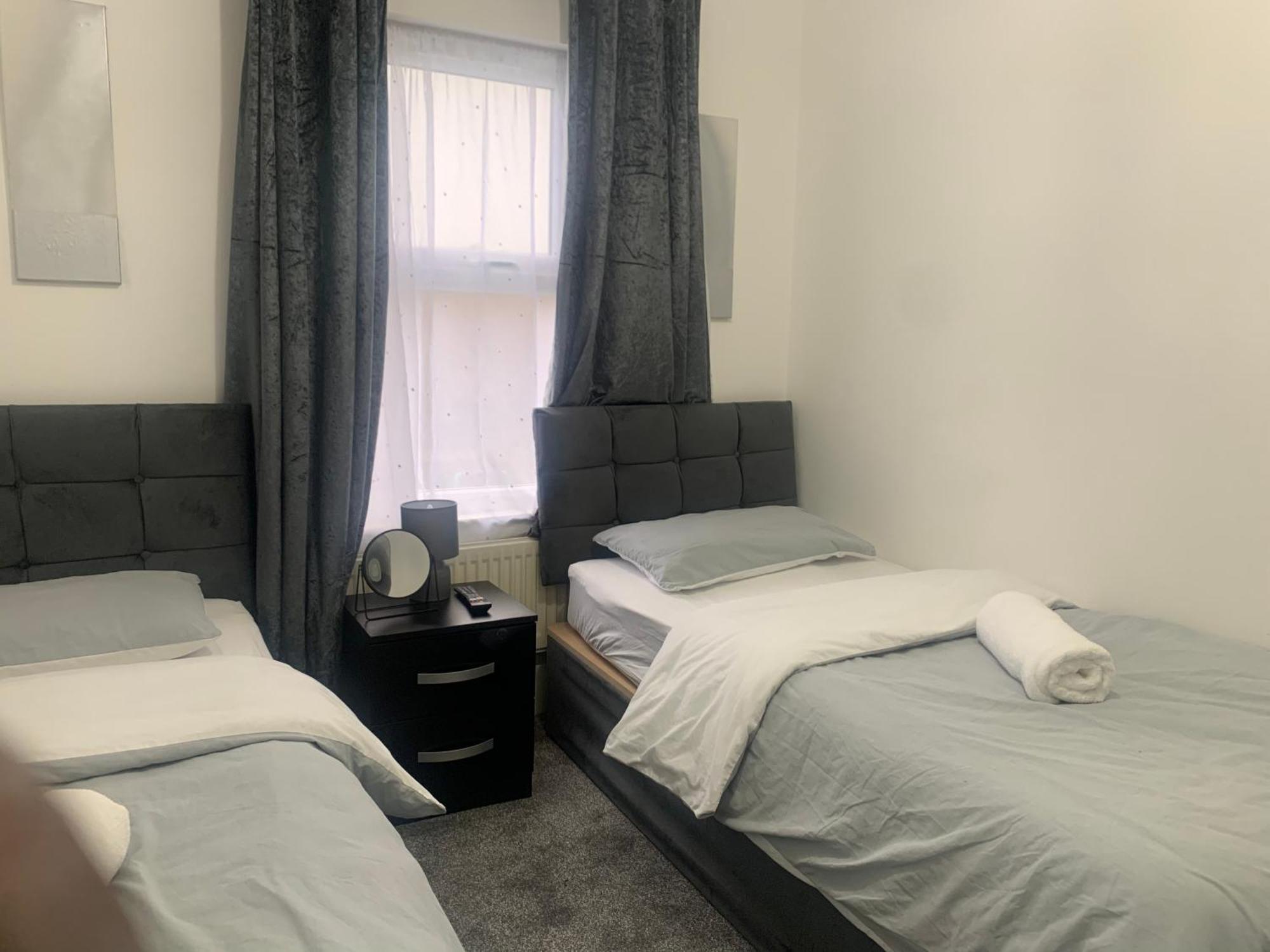 L A Place Croydon, London Villa Norwood Ngoại thất bức ảnh