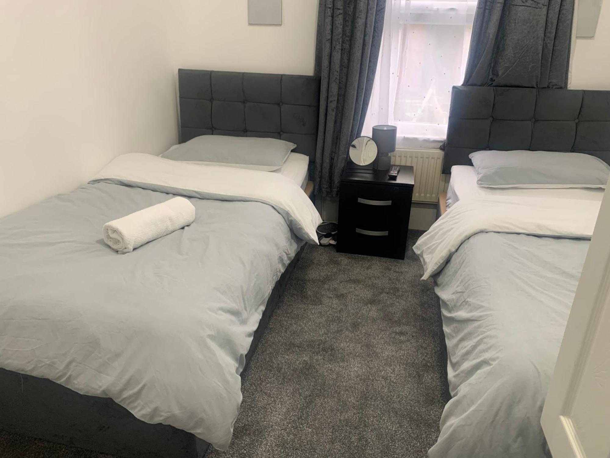L A Place Croydon, London Villa Norwood Ngoại thất bức ảnh