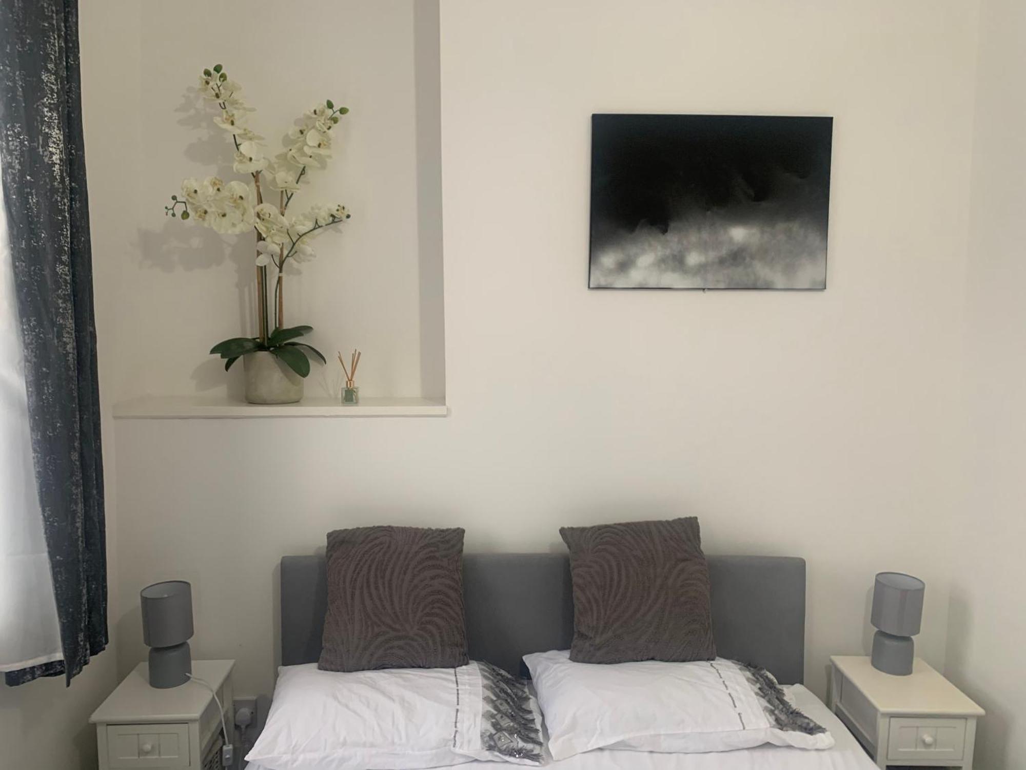 L A Place Croydon, London Villa Norwood Ngoại thất bức ảnh