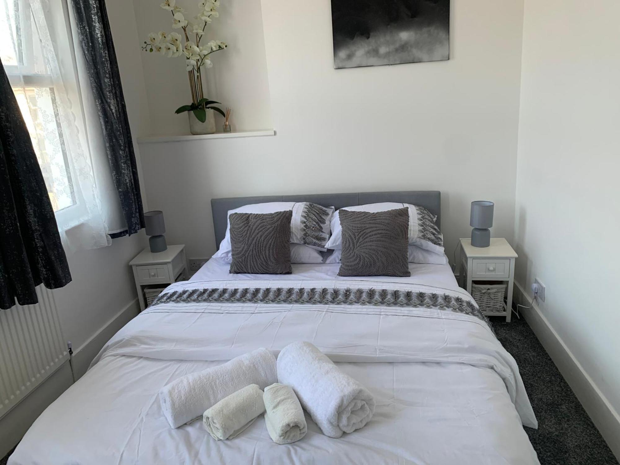 L A Place Croydon, London Villa Norwood Ngoại thất bức ảnh